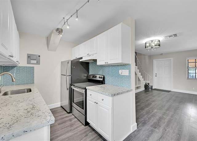 Property at 905 NE 28th St #202, Wilton Manors, FL 33334, 2 beds, 1.5 baths