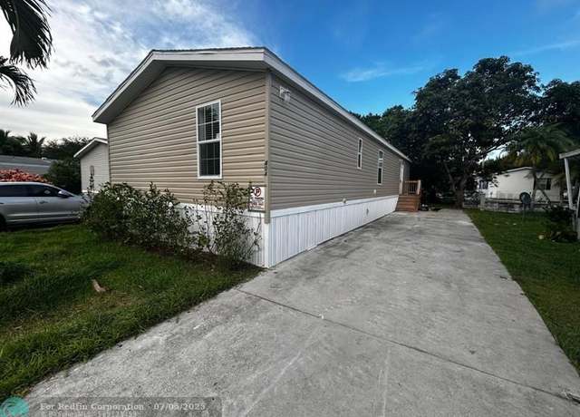 Property at 404 NW 134th Ave, Plantation, FL 33325, 4 beds, 2 baths