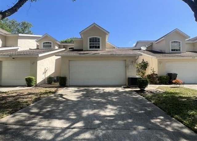 Property at 539 Lake Bridge Dr, FL 32174, 3 beds, 2.5 baths
