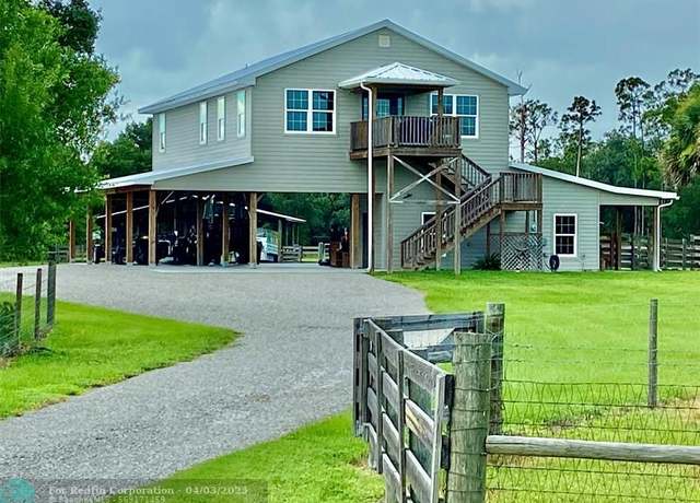 Property at 6225 NW 24th St, Okeechobee, FL 34972, 4 beds, 3.5 baths