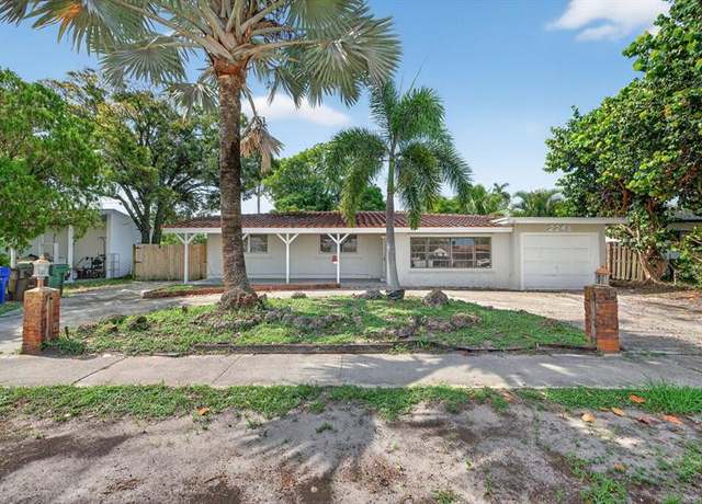Property at 2248 SW 14th Ct, Fort Lauderdale, FL 33312, 3 beds, 2.5 baths