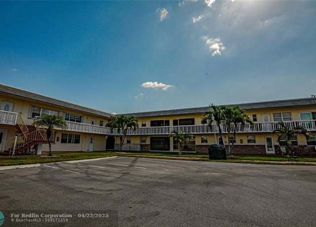 Property at 1455 N 12th Ct Unit 2B, Hollywood, FL 33019, 2 beds, 1.5 baths