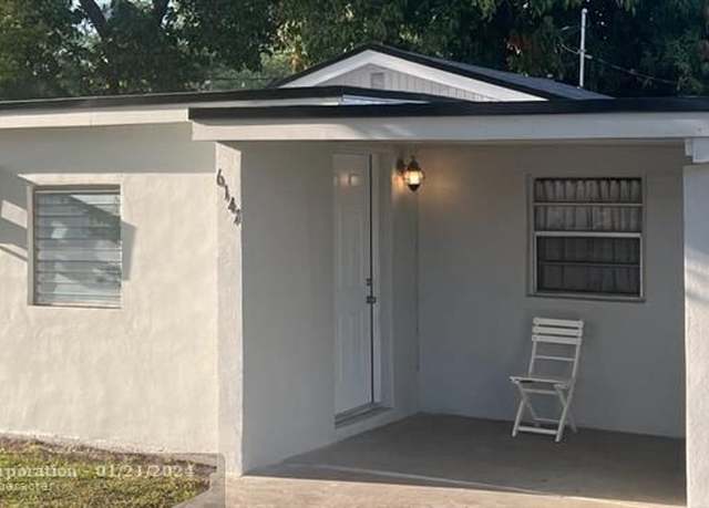 Property at 6141 Garfield St, Hollywood, FL 33024, 2 beds, 1 bath