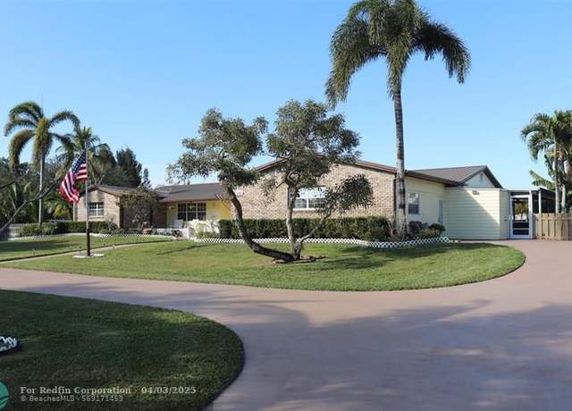 Property at 18901 SW 63rd St, Southwest Ranches, FL 33332, 6 beds, 3 baths