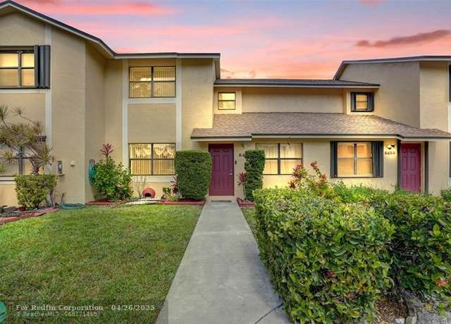 Property at 5422 Gate Lake Rd #5422, Tamarac, FL 33319, 3 beds, 2.5 baths