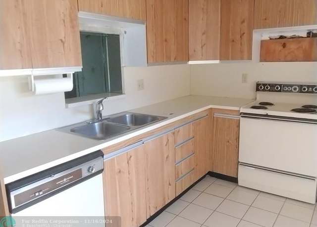 Property at 2003 Granada Dr Unit H1, Coconut Creek, FL 33066, 2 beds, 2 baths