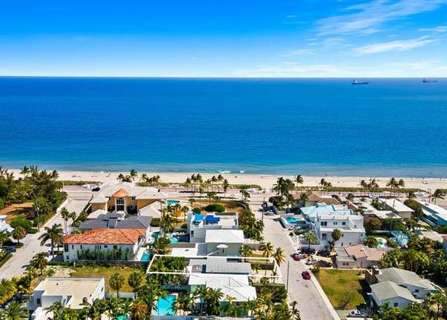 Property at 3321 NE 16th Ct, Fort Lauderdale, FL 33305, 3 beds, 2 baths