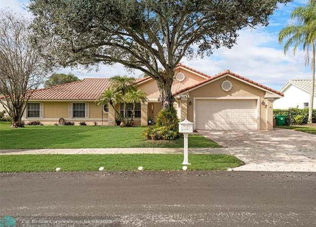 Property at 1743 SW 103rd Ln, Davie, FL 33324, 4 beds, 2.5 baths