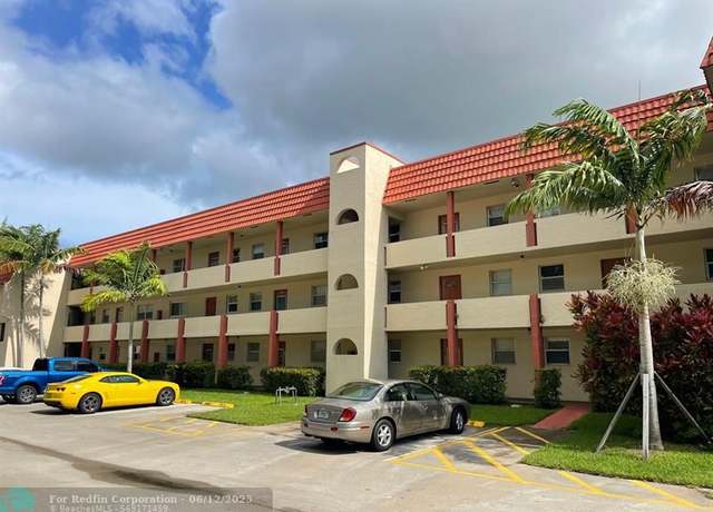 Property at 8101 N Sunrise Lakes Dr #302, Sunrise, FL 33322, 2 beds, 2 baths