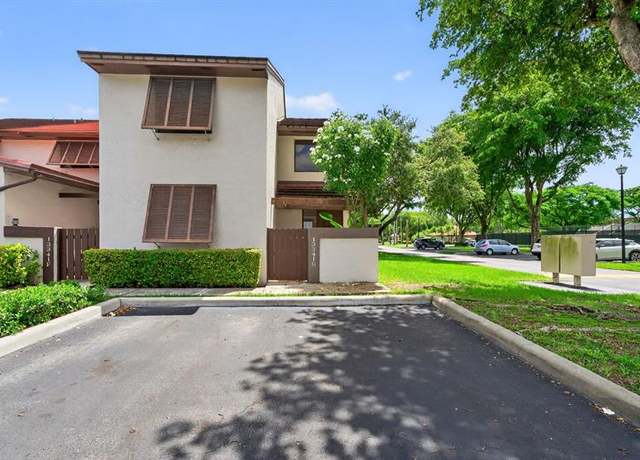 Property at 13341 SW 88th Ter Unit G, Miami, FL 33186, 3 beds, 3 baths