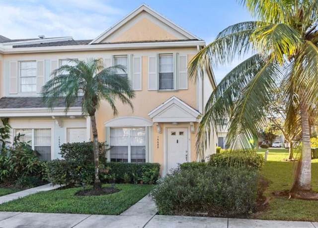 Property at 16688 Hemingway Dr #16688, Weston, FL 33326, 2 beds, 1.5 baths
