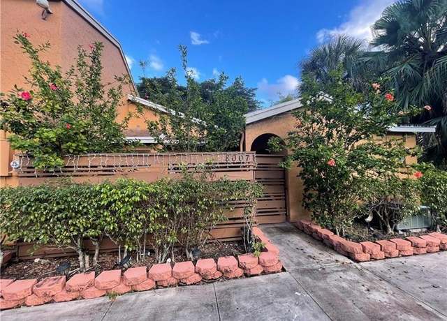Property at 8007 NW 71st Ct, Tamarac, FL 33321, 2 beds, 2 baths