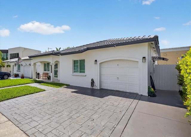 Property at 15728 SW 69th Ln, Miami, FL 33193, 3 beds, 3 baths
