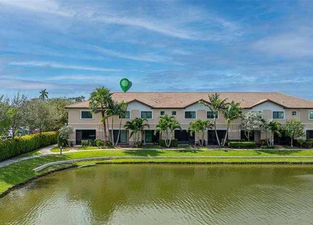 Property at 4220 N Dixie Hwy #75, Oakland Park, FL 33334, 3 beds, 2.5 baths