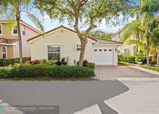 Property at 1630 Sweetbay Way, Hollywood, FL 33019, 3 beds, 2 baths