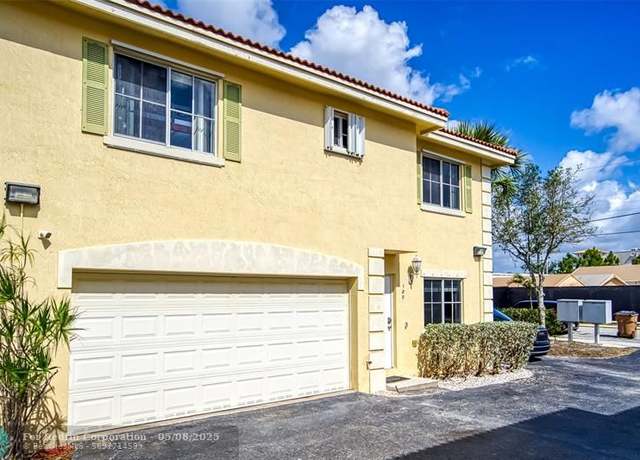 Property at 180 SE 2nd St #180, Deerfield Beach, FL 33441, 3 beds, 2.5 baths