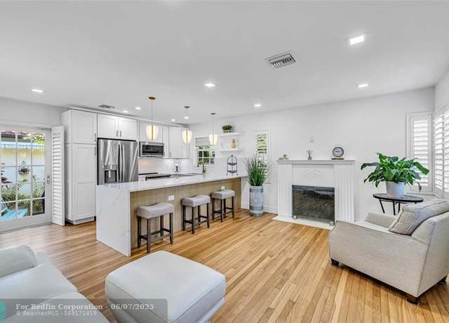 Property at 1600 NE 4th Ct, Fort Lauderdale, FL 33301, 3 beds, 2 baths