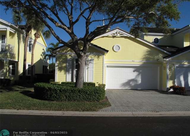 Property at 806 Mariner Bay Blvd #4, Fort Pierce, FL 34949, 2 beds, 2 baths