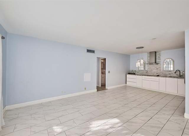 Property at 5720 NE 22nd Way Unit 401-4, Fort Lauderdale, FL 33308, 2 beds, 1.5 baths
