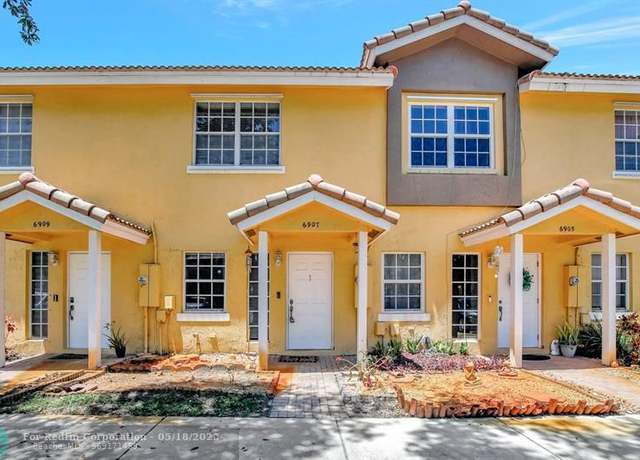 Property at 6907 Sienna Club Pl, Lauderhill, FL 33319, 2 beds, 2.5 baths