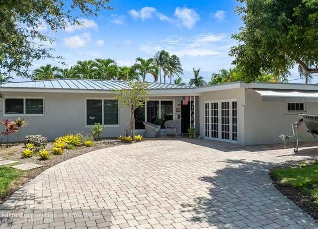 Property at 380 SE 11th St, Pompano Beach, FL 33060, 3 beds, 2 baths