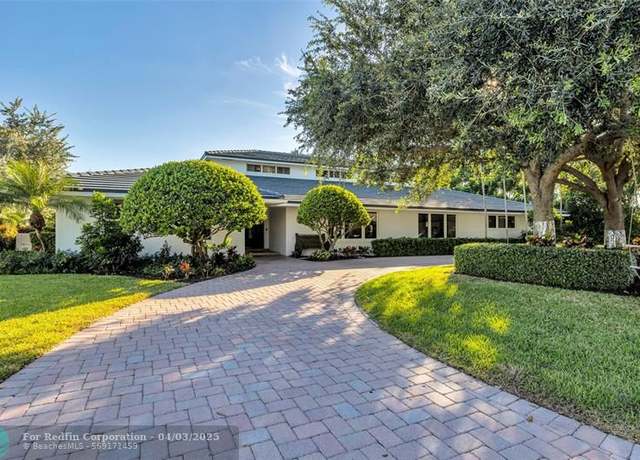 Property at 2 Mendota Ln, Sea Ranch Lakes, FL 33308, 6 beds, 5.5 baths