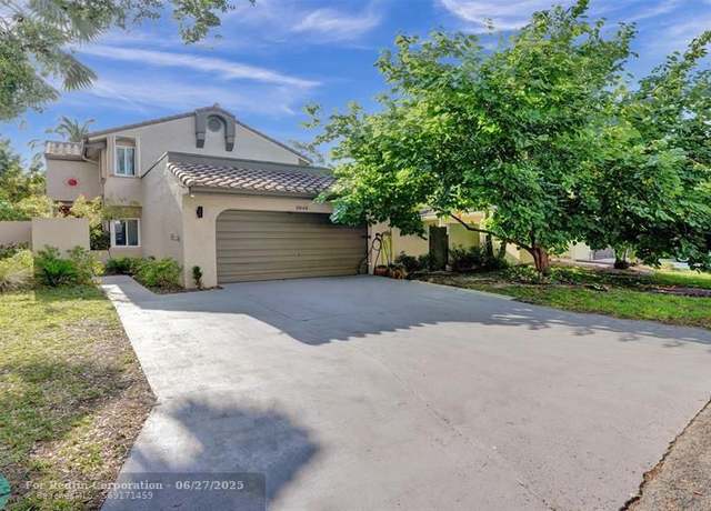 Property at 2945 Begonia Way, Cooper City, FL 33026, 3 beds, 3 baths