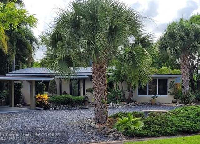 Property at 100 NE 26th Dr, Wilton Manors, FL 33334, 3 beds, 2 baths