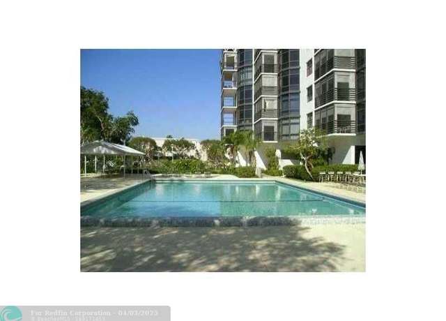 Property at 20100 W Country Club Dr #1007, Aventura, FL 33180, 2 beds, 2 baths