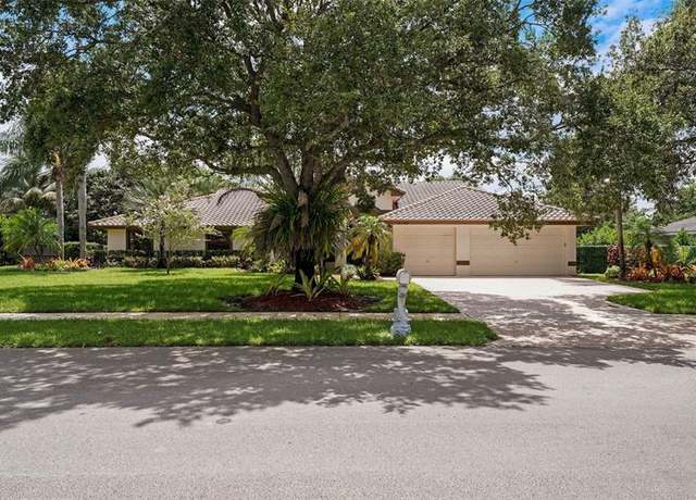 Property at 4150 SW 106th Ter, Davie, FL 33328, 4 beds, 2.5 baths