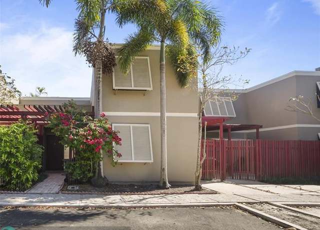 Property at 1111 Windward Dr, Pembroke Pines, FL 33026, 3 beds, 3 baths