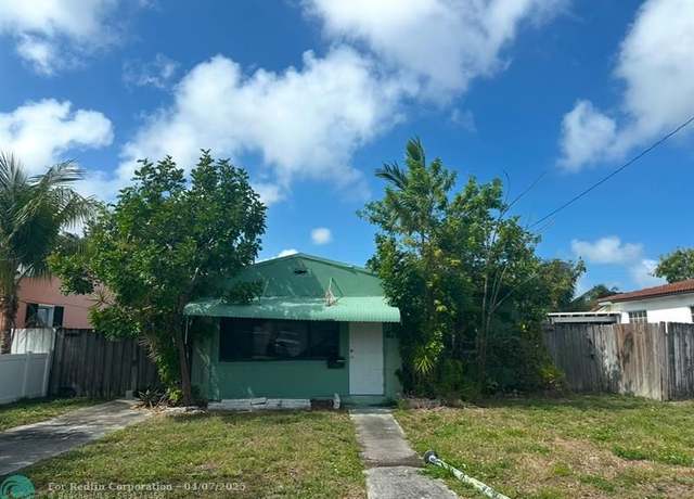 Property at 2339 Mckinley St, Hollywood, FL 33020, 2 beds, 1 bath