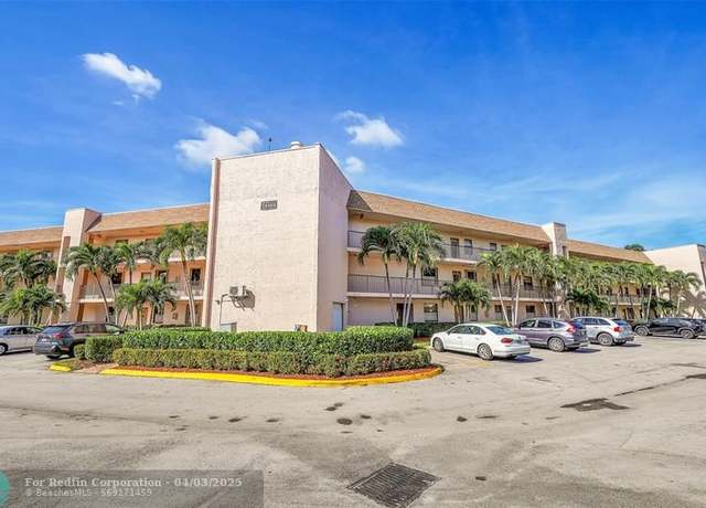 Property at 10402 Sunrise Lakes Blvd #109, Sunrise, FL 33322, 2 beds, 2 baths