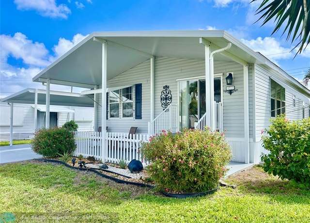 Property at 4044 Sandpine Cir, Boynton Beach, FL 33436, 3 beds, 2 baths