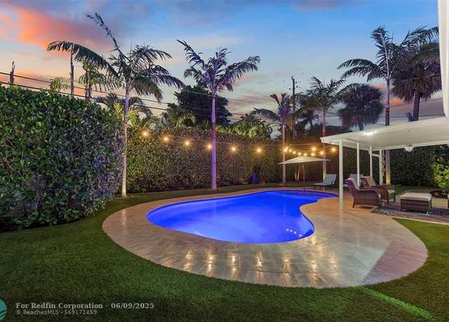 Property at 239 SE 1st Ter, Pompano Beach, FL 33060, 2 beds, 2 baths