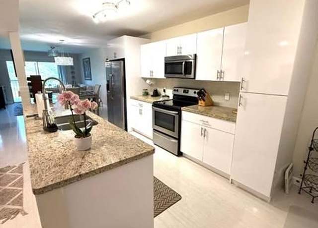 Property at 1600 SW 127th Way Unit 208C, Pembroke Pines, FL 33027, 2 beds, 2 baths