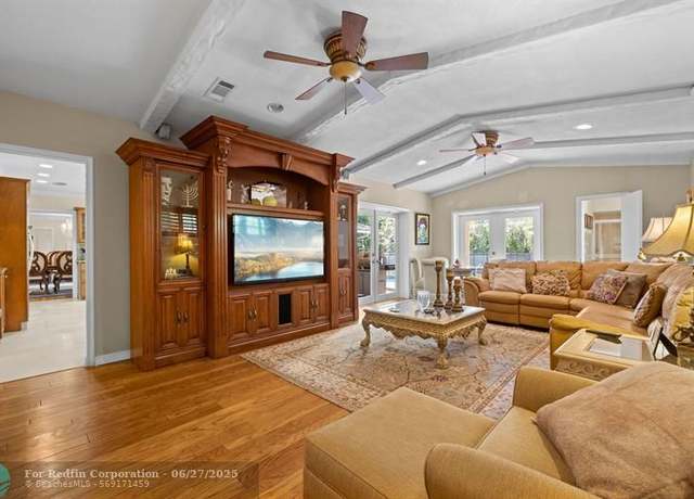 Property at 3170 N 36th St, Hollywood, FL 33021, 4 beds, 3 baths