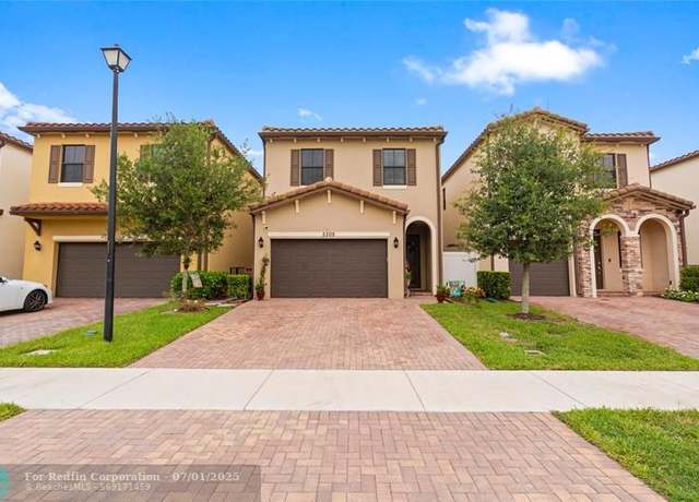 Property at 5309 NW 50th Ter, Tamarac, FL 33319, 3 beds, 2.5 baths