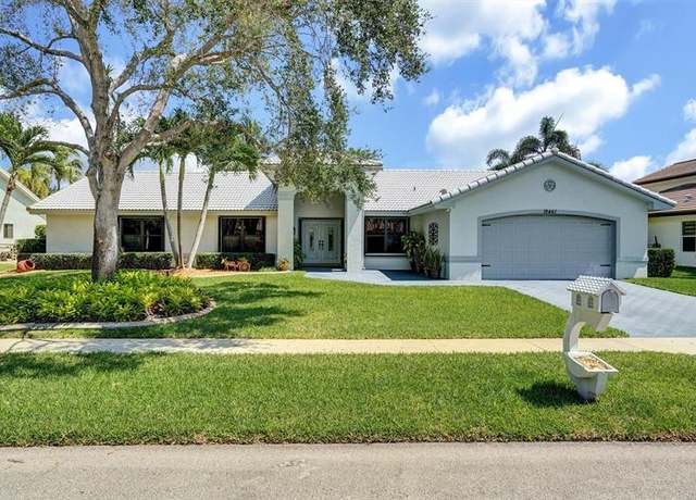 Property at 19441 NW 3rd St, Pembroke Pines, FL 33029, 3 beds, 2.5 baths