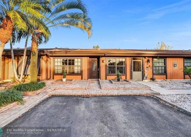 Property at 2271 Dogwood Ct #2271, Pembroke Pines, FL 33026, 2 beds, 2 baths