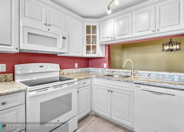Property at 6075 N Sabal Palm Blvd #306, Tamarac, FL 33319, 2 beds, 2 baths