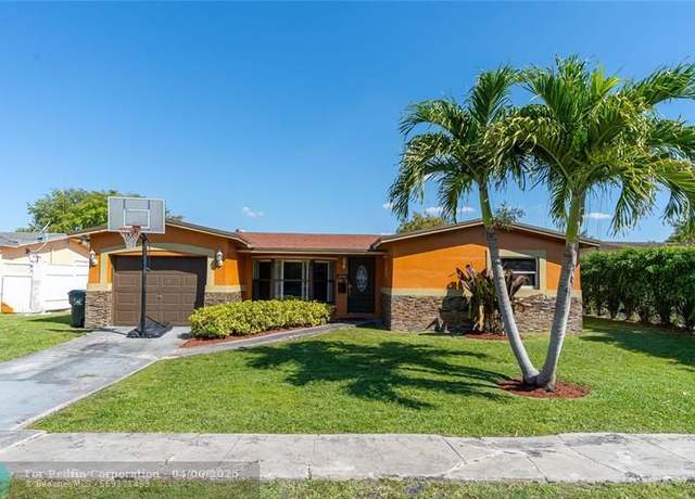 Property at 6565 SW 8th Pl, North Lauderdale, FL 33068, 3 beds, 2 baths