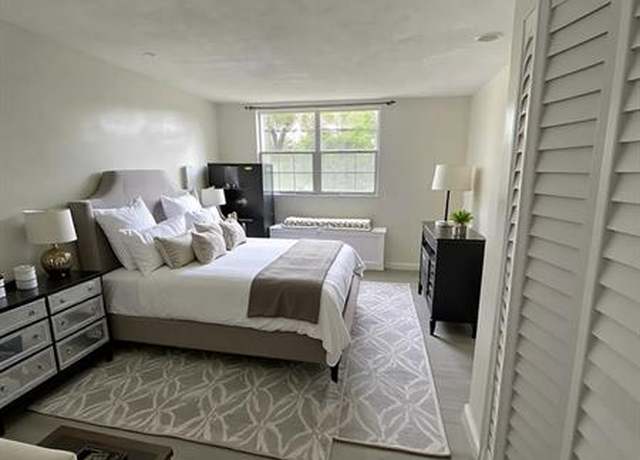 Property at 1681 NW 70th Ave #304, Plantation, FL 33313, 1 bed, 1.5 baths