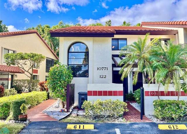Property at 10771 Palm Lake Ave #201, Boynton Beach, FL 33437, 3 beds, 2 baths