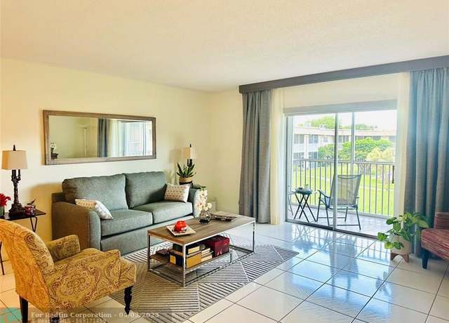 Property at 216 Oxford 200 #216, West Palm Beach, FL 33417, 2 beds, 2 baths