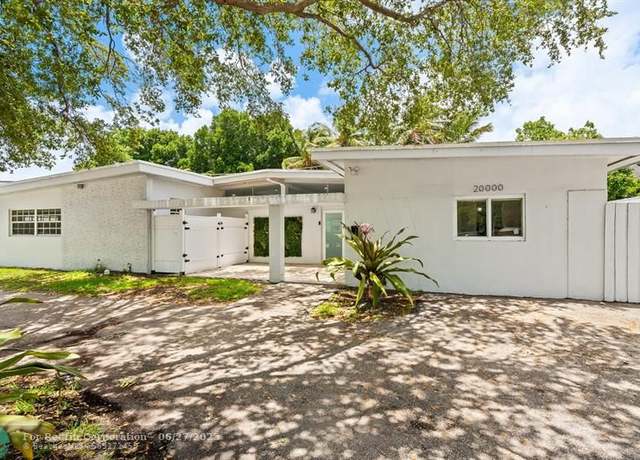 Property at 20000 Highland Lakes Blvd, Miami, FL 33179, 5 beds, 4 baths
