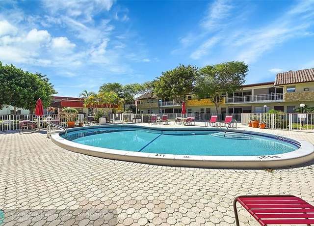 Property at 860 SE 6th Ave #304, Deerfield Beach, FL 33441, 2 beds, 2 baths