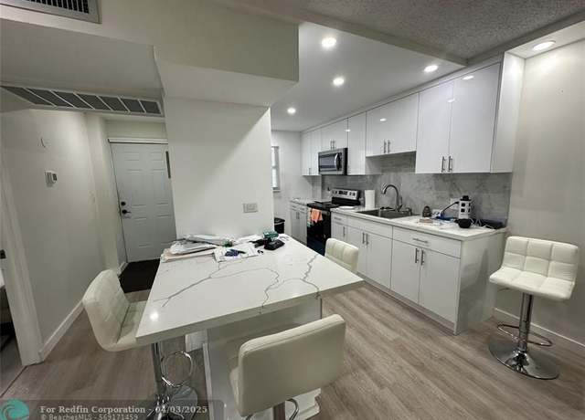 Property at 111 Royal Park Dr Unit 4H, Oakland Park, FL 33309, 2 beds, 2 baths