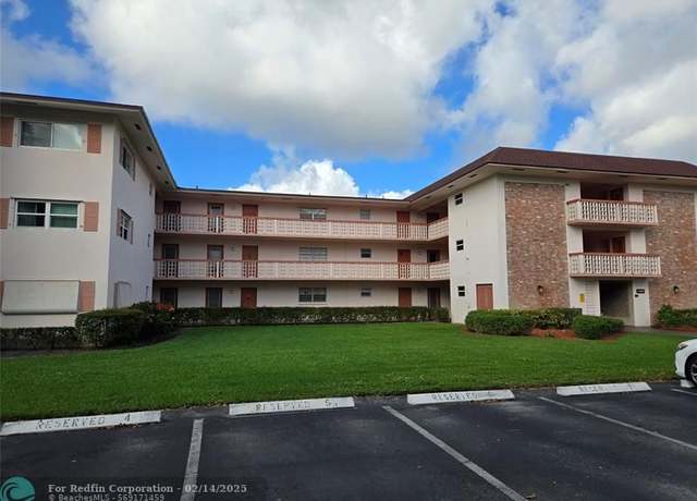 Property at 1100 Hillcrest Ct #204, Hollywood, FL 33021, 2 beds, 2 baths