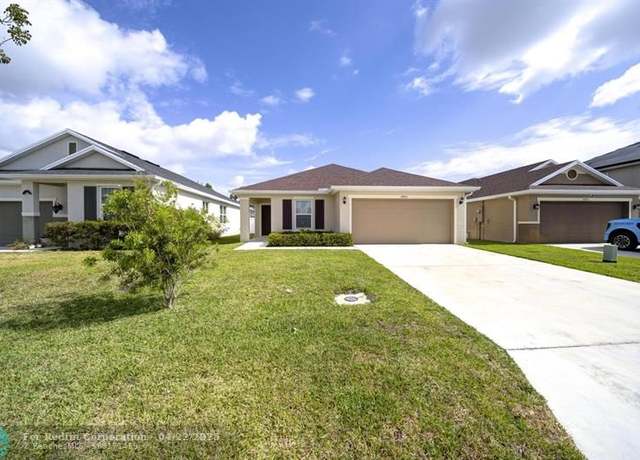 Property at 5485 NW Pine Trail Cir, Port St. Lucie, FL 34983, 3 beds, 2 baths